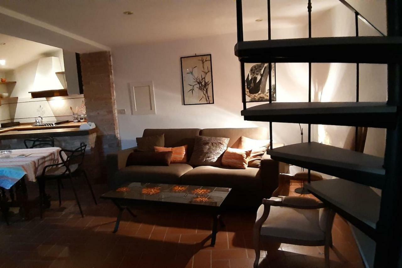 Ferienwohnung Casapaf Serre Di Rapolano Exterior foto
